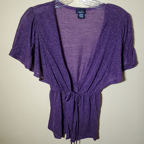 Cute Rue21 Top - Picture 1 of 7